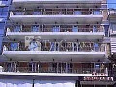 Noufara Hotel Piraeus 3*