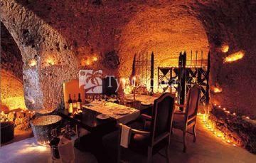 Oinotopos Wine Cellar & Accommodation Pyrgos 5*
