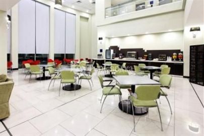 Holiday Inn Express San Pedro Sula 2*