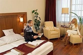 Hotel Caramell Buk 4*