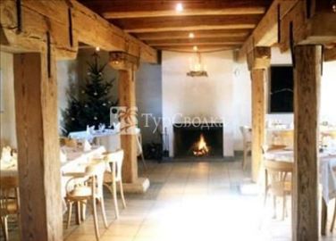 Nature & Art Hotel Kastell Egyhazasradoc 3*