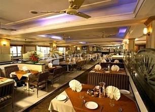 Hotel Nandhini Minerva Circle 2*