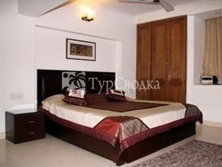 Hotel Divine Inn 2*