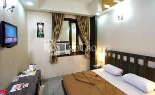 Hotel TJS Grand 3*