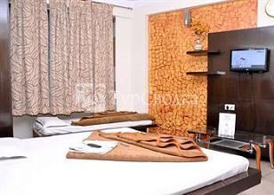 Om International Hotel 2*
