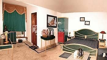 Rahul Palace Hotel 3*