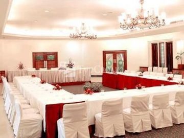 Samrat Hotel 5*