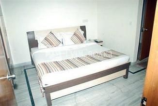 The Corporate Hotel New Delhi 2*