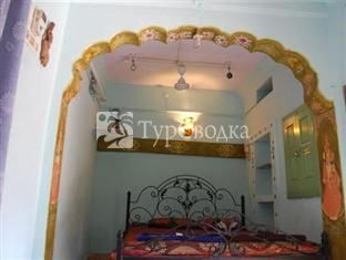 Jagdamba Guest House 1*