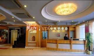 Niky International Hotel 2*