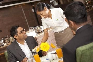 Holiday Inn Cochin 5*