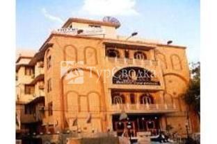 Hotel Mansarovar Palace 3*