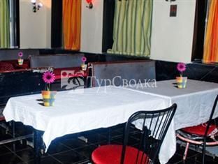 Hill View Hotel 2*