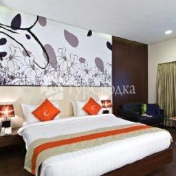 Citrus Hotel Pimpri-Chinchwad 3*