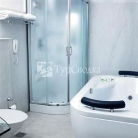 GRT Nature Trails Hotel 3*