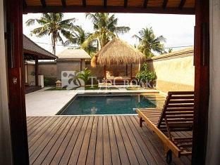 Gili Villas 3*