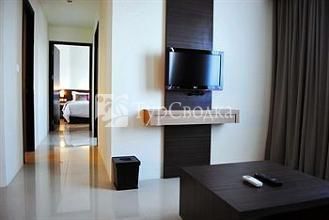 Solo Paragon Hotel & Residences 4*