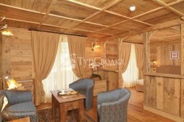 Hotel La Rouja 4*
