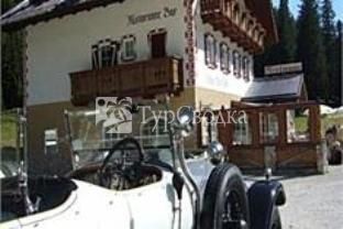 Monti Pallidi Rifugio Escursionistico 3*