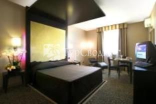 Hotel Motel Del Duca Cava Manara 3*