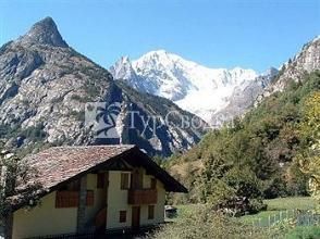 Logis Hotel Meuble Emile Rey 2*