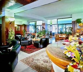 Auto Park Hotel 3*