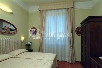 Caravaggio Hotel Florence 3*