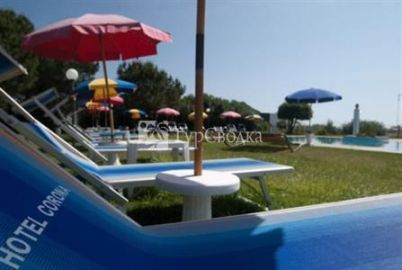 Corona 3*