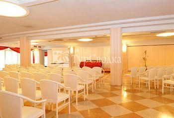 Parc Hotel Oasi Garda 4*