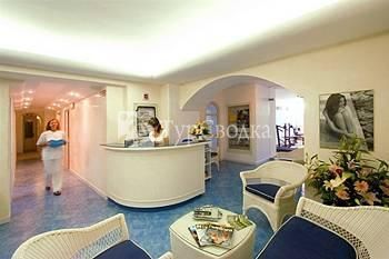 Le Querce 4*