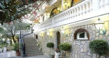 Le Galassie Hotel Lettere 4*