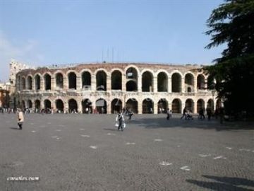 Residenza Artemisia Mantua 2*