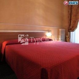 Johnny Hotel 3*