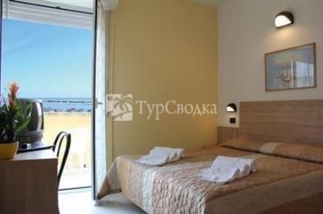 Globus Hotel Rimini 3*