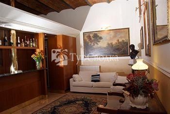 La Rovere 3*
