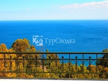 Hotel Villa Riis 4*