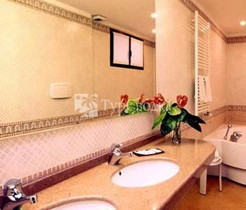 Polo Hotel Usmate Velate 3*