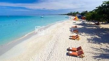 Grand Pineapple Beach Negril 3*