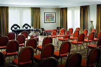 Movenpick Resort Petra 5*