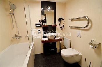 Avalon Hotel 4*