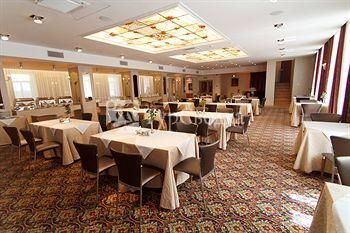Artis Centrum Hotels 4*