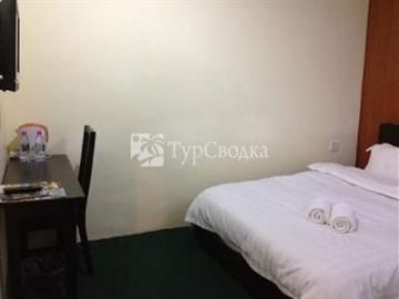 Arisz Motel 1*