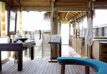 Soneva Gili by Six Senses 5*