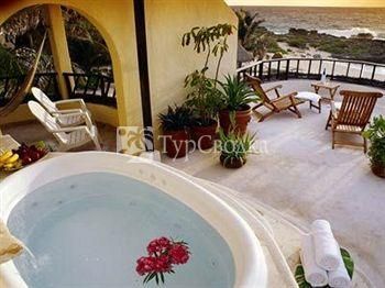 Playa La Media Luna Hotel 4*