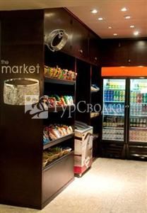 Courtyard Toluca Airport 4*