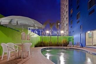 Holiday Inn Express Hotel & Suites Toluca Zona Aeropuerto 2*