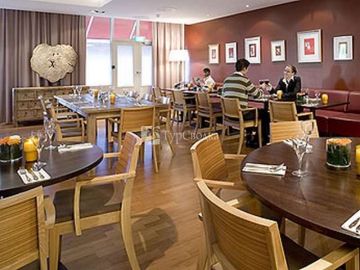 Ibis Utrecht 3*