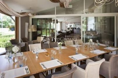 Hotel Crossmoor 4*