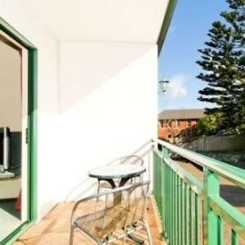 Greenlane Manor Motel 4*