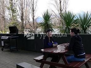 YHA Queenstown Lakefront 4*